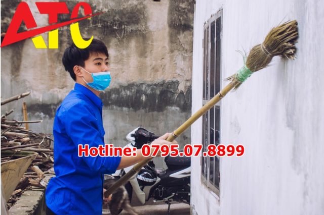 voi-bot-quet-tuong-chong-moc