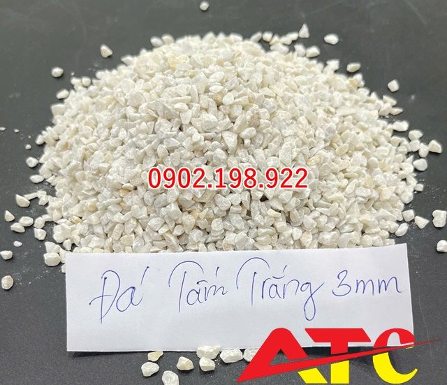 da-hat-trang-nguyen-lieu-trong-gach-terrazzo-va-be-tong-da-rua