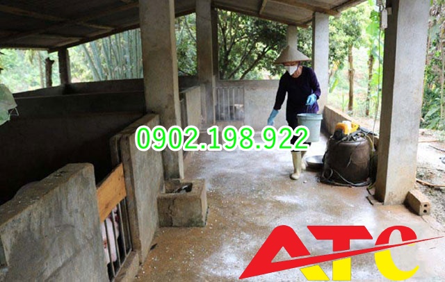 voi-bot-khu-trung-chuong-nuoi